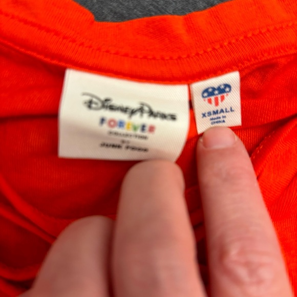 1. Disney x Junk Food Sebastian “Off Da Hook” Little Mermaid Shirt NWT - Picture 6 of 6